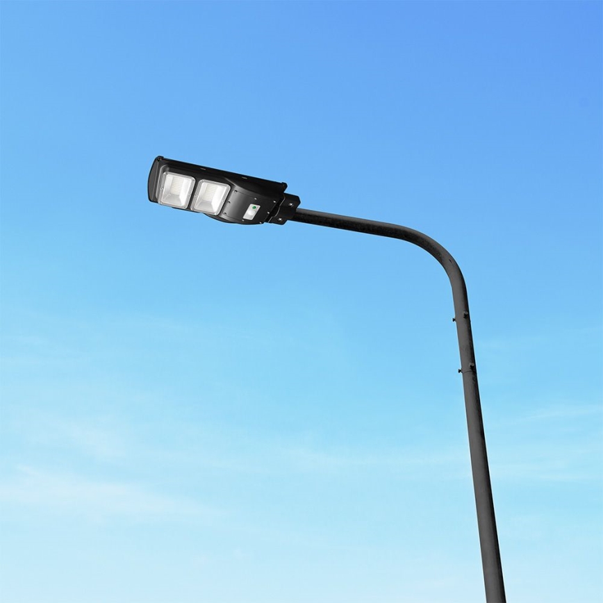 LED Lampione solare dimmerabile con sensore di movimento e crepuscolare LED/8W/3,2V 6000K IP65 9000 mAh nero + telecomando