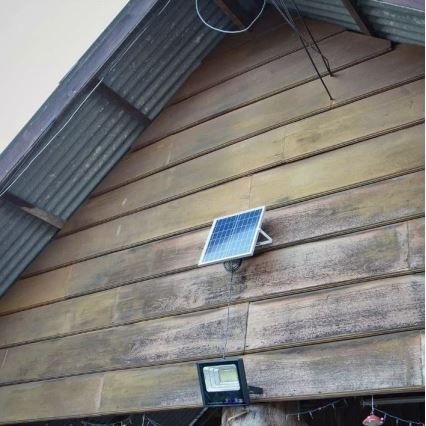 LED Faro solare dimmerabile LED/12W/3,2V 6000K IP65 5000 mAh + telecomando
