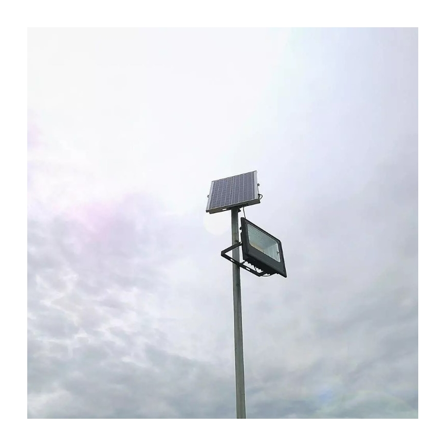 LED Faro solare dimmerabile LED/16W/3,2V 4000K IP65 10000 mAh + telecomando