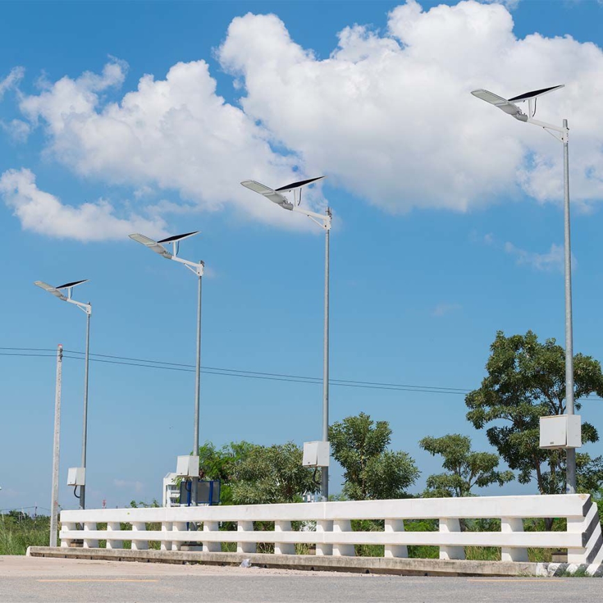Lampione solare dimmerabile SAMSUNG CHIP LED/50W/6,4V 6000K IP65 30000 mAh + telecomando