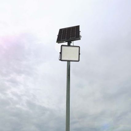 LED Proiettore solare da esterno LED/200W/3,2V 4000K nero IP65 + telecomando