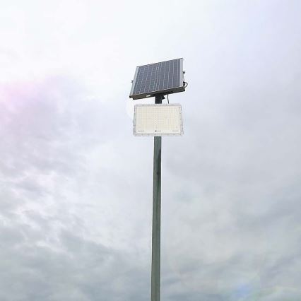 LED Proiettore solare da esterno LED/30W/3,2V 4000K bianco IP65 + telecomando