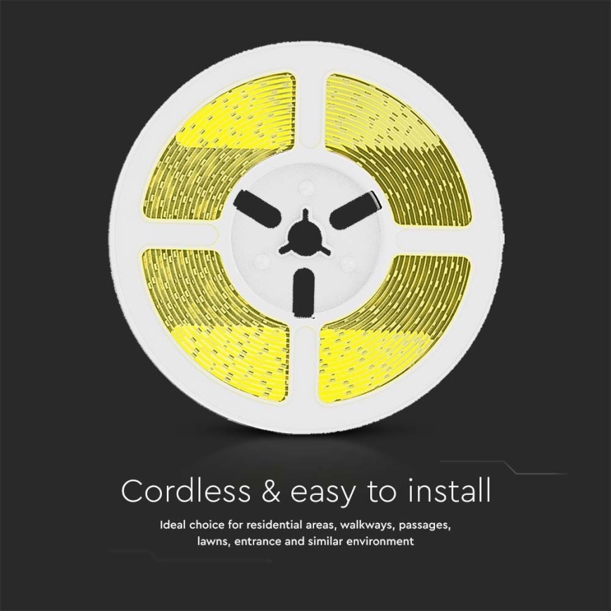 LED Striscia solare dimmerabile LED/1,2W/3,7V 3000K IP67 5m + telecomando