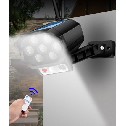 LED Telecamera di videosorveglianza finta con sensore e con pannello solare LED/5W/5,5V 800 mAh IP65 + telecomando