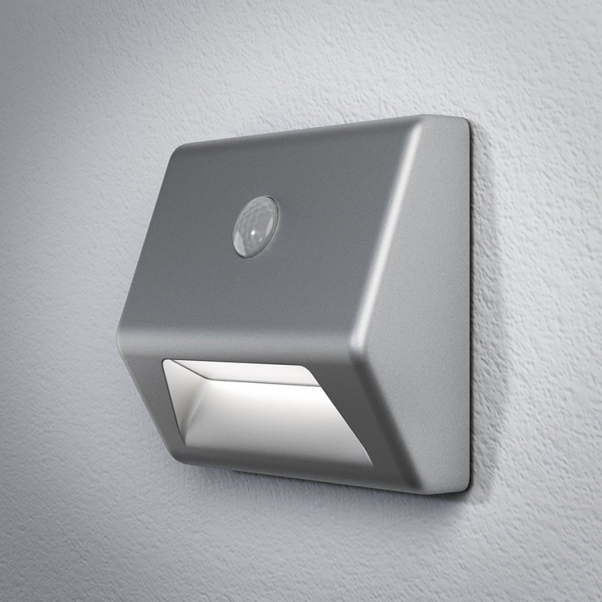 Ledvance - Lampada LED per scale con sensore NIGHTLUX LED/0,25W/3×AAA IP54