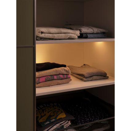 Ledvance - Striscia LED con sensore di movimento FLEX 2m LED/3,6W/4xAA