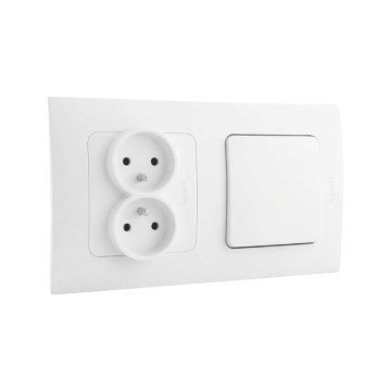 Legrand - Doppia presa domestica e interruttore unipolare n. 1 con cornice NILOE 250V bianco
