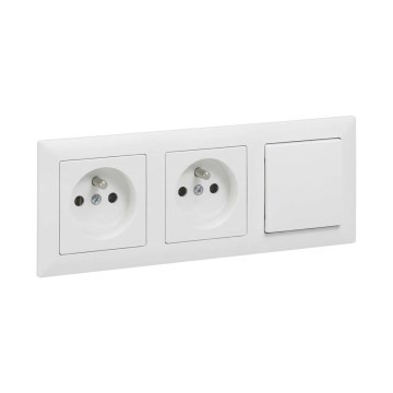 Legrand - Presa doppia da parete e interruttore unipolare n. 1 con cornice SUNO 250V bianco