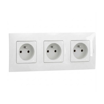 Legrand - Presa tripla domestica con cornice NILOE 250V bianca
