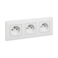Legrand - Presa tripla domestica con cornice NILOE STEP 250V bianca
