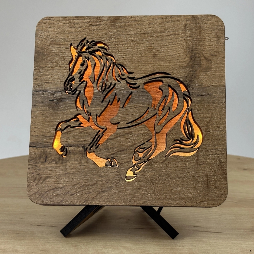 Li-Go 4070/DUB2 - Lampada da tavolo decorativa a LED, 12W/230V, 19x19 cm, rovere/motivo cavallo