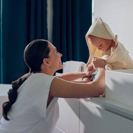 Lionelo - Asciugamano con cappuccio in mussola per bambini, colore Beige Cappuccino