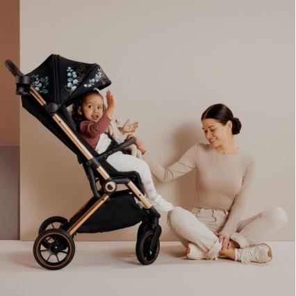 Lionelo - Passeggino CLOE nero/blu/oro
