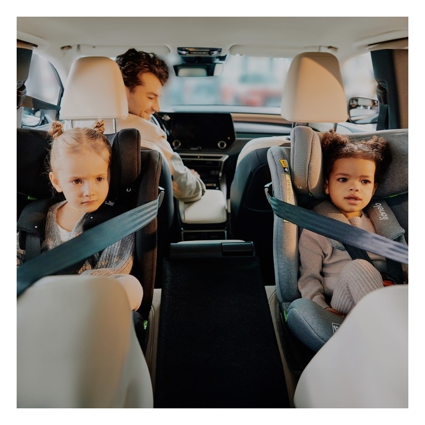 Lionelo - Seggiolino auto con base girevole BRAVE i-Size 40-150 cm Nero Carbon