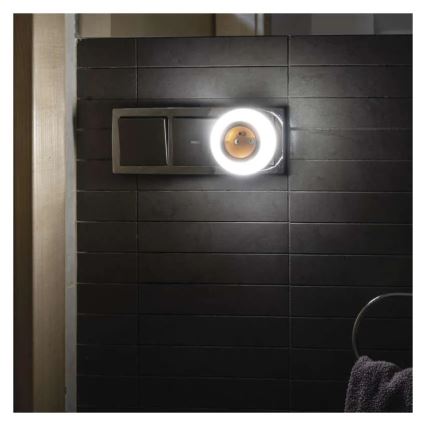 Luce notturna LED con sensore e presa LED/0,3W/230V