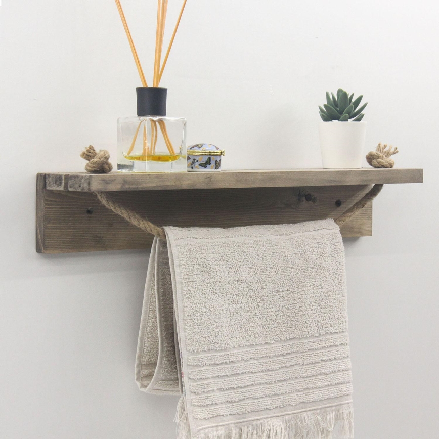 Mensola a muro con porta asciugamani 10x50 cm abete