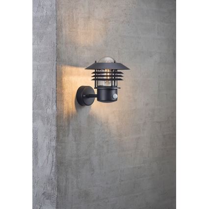 Nordlux - Applique da esterno con sensore VEJERS 1xE27/60W/230V IP54 nera