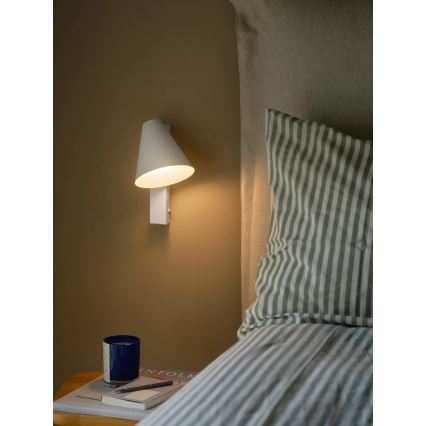 Nordlux - Lampada da parete con USB WILMER 1xE14/40W/230V bianca