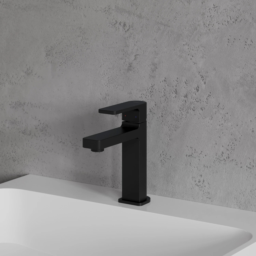 OMNIRES BA7810BL - Miscelatore per lavabo BARETTI 17 cm nero opaco