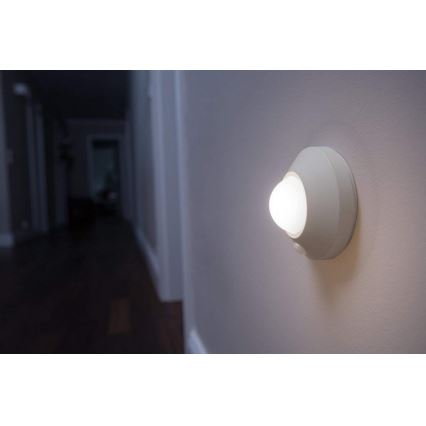 Osram - Lampada di orientamento LED con sensore NIGHTLUX LED/1,7W/3xAAA IP54