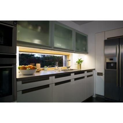 Osram - Lampada LED da sottopensile con sensore FLAT LED/12W/230V 3000K