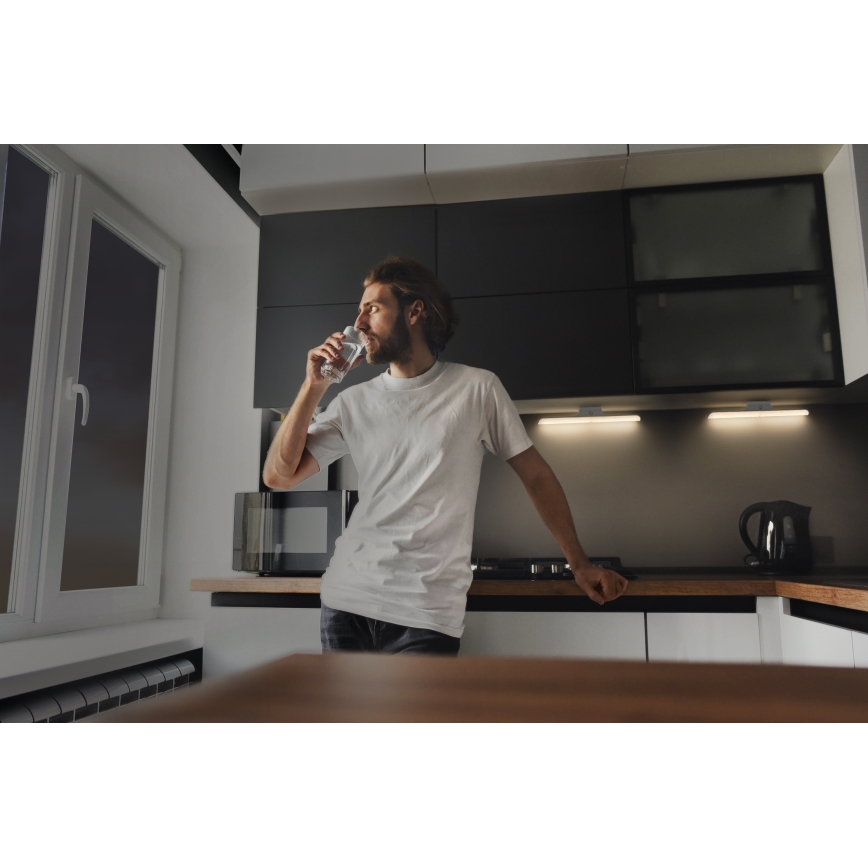 Osram - Lampada LED sottopensile dimmerabile con sensore di movimento e sensore crepuscolare LINEAR LED/5W/5V 3000K 35 cm bianco