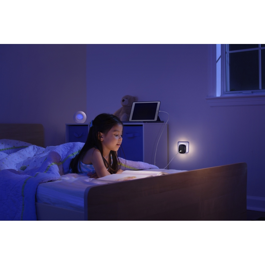 Osram - Lampada da notte LED da inserire nella presa con sensore e porta USB LUNETTA LED/12,5W/230V nera