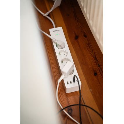 Osram - Multipresa SMART+ 4 prese tipo F + 2x USB-A + 2x USB-C con Wi-Fi