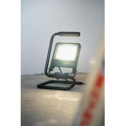 Osram - Proiettore LED con staffa S-STAND LED/30W/230V 4000K IP65 antracite