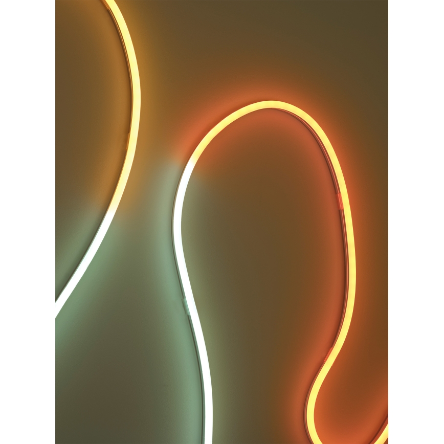 Osram - Striscia LED RGB dimmerabile per esterni SMART+ MAGIC 5m LED/24W/230V IP44 Wi-Fi+ con telecomando