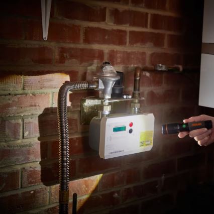 Osram - Torcia ricaricabile LED dimmerabile LEDINSPECT PRO TORCH 800 LED/8W/3,7V 2200 mAh IP44