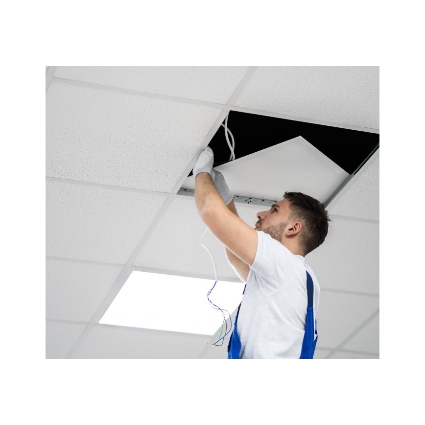 Panello LED dimmerabile da incasso CAPRI LED/25/36/40W/230V 3000/4000/5700K UGR&lt;19 IP44 60x60 cm