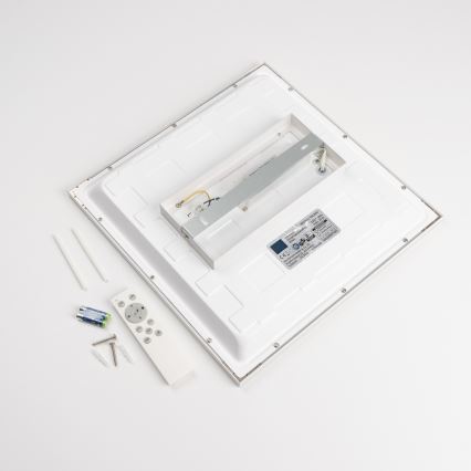 Pannello LED RGBW dimmerabile a plafone LED/22W/230V 2700-6500K 29,5x59,5 cm bianco + telecomando