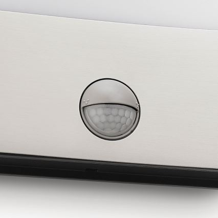 Philips - Illuminazione esterna a LED con sensore, LED/3W, IP44
