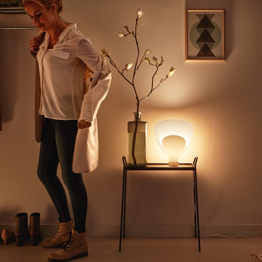 Philips 40879/31/PN - Lampada da tavolo MYLIVING PINE E27/60W/230V