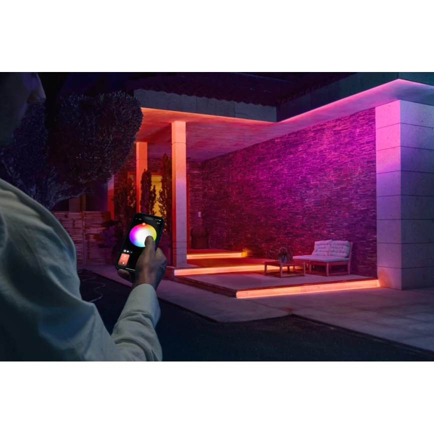 Philips - Striscia LED RGBW dimmerabile per esterni Hue FLUX 5m LED/30W/230V 2200-6500K IP67 + sensore di movimento