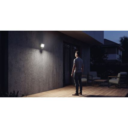 Proiettore LED con sensore di movimento e sensore crepuscolare TAMBO EVO LED/50W/230V 4000K IP44 nero