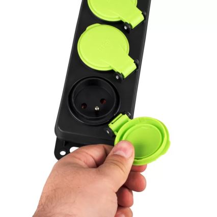 Prolunga con interruttore 3 prese 5 m IP44