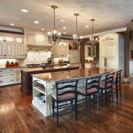 Quoizel - Lampadario a catena MARQUETTE 3xE14/60W/230V bronzo