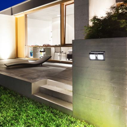 Rabalux - Lampada da parete solare LED con sensore IP44 1200 mAh