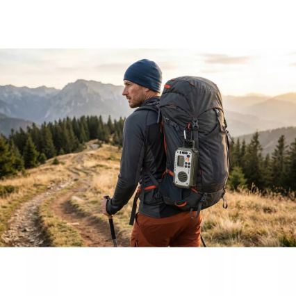 Radio da campeggio con manovella, pannello solare e torcia a LED con funzione powerbank 5V/3xAAA/2000 mAh IPX4 verde