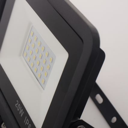 Riflettore a LED con sensore LED/20W/230V IP65