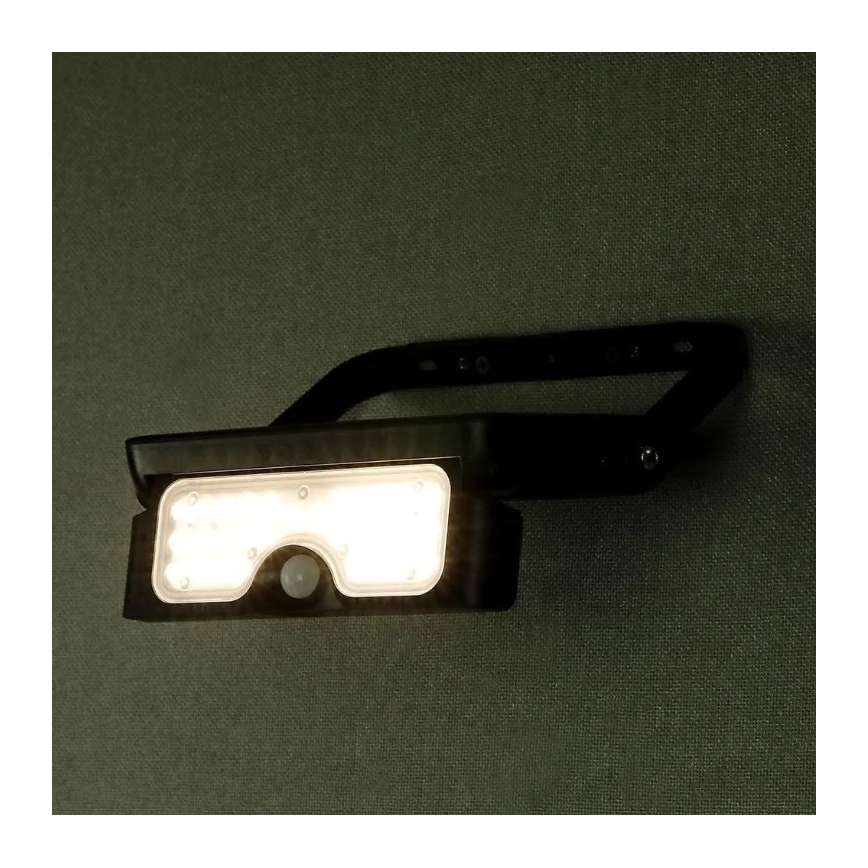 Riflettore LED solare con sensore LED/5W/3,7V IP65 4000K 3000 mAh