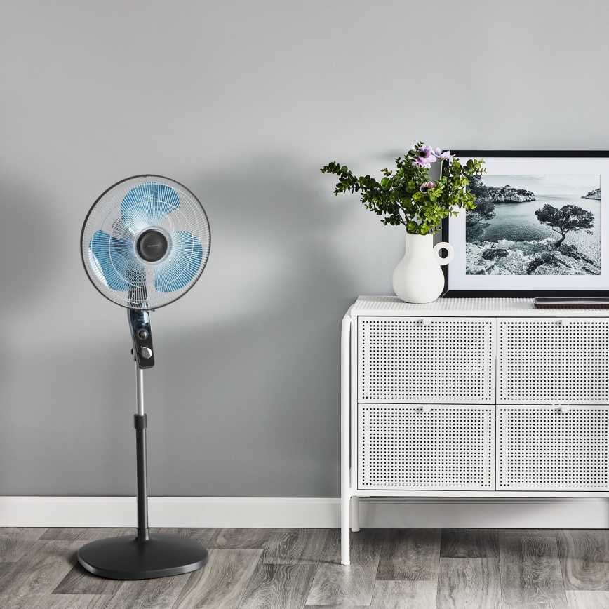 Rowenta - Ventilatore a piantana Ø 40 cm con repellente ESSENTIAL+ 60 W/230 V 130 cm nero