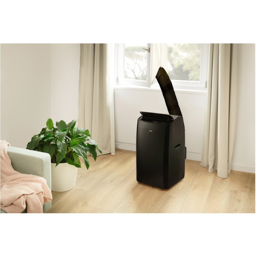 Sencor - Condizionatore mobile smart včetně kompletního příslušenství 900W/230V 9000 BTU Wi-Fi nero + telecomando