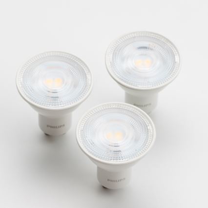 SET 3x Lampadina LED Philips GU10/4,7W/230V 2700K