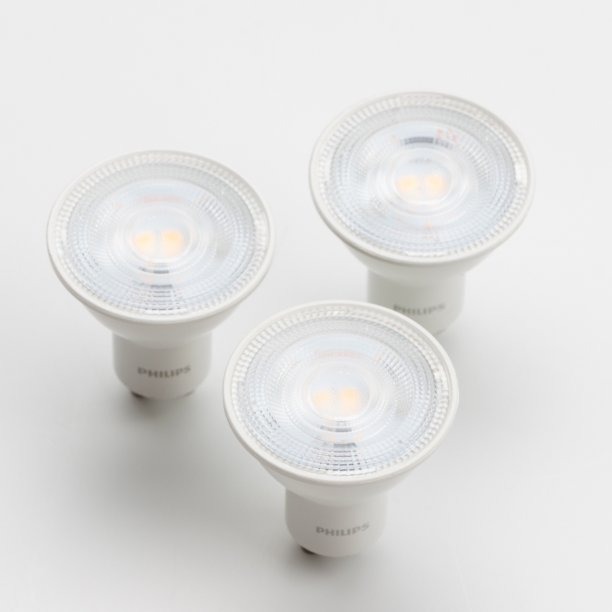 SET 3x Lampadina LED Philips GU10/4,7W/230V 2700K