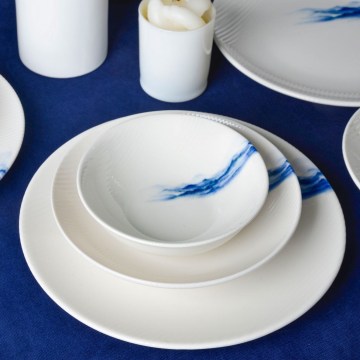 Set da tavola 18 pezzi in porcellana, bianco/blu