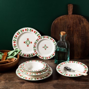Set da tavola 24 pezzi in porcellana – bianco/rosso/verde
