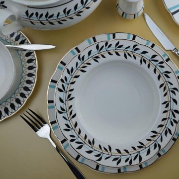 Set da tavola 62 pezzi in porcellana, disponibile nei colori bianco, blu e nero